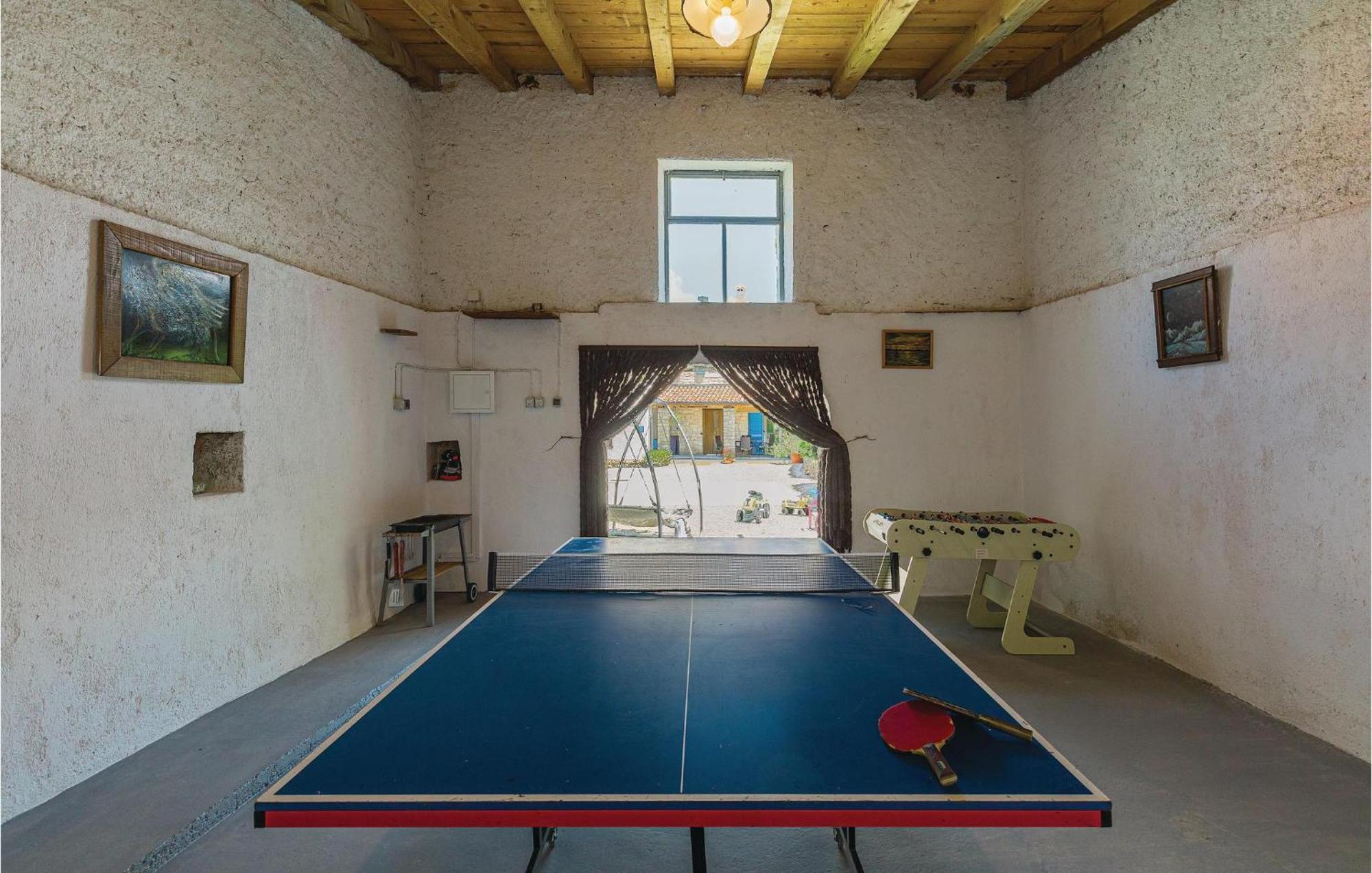 2 Bedroom Amazing In *